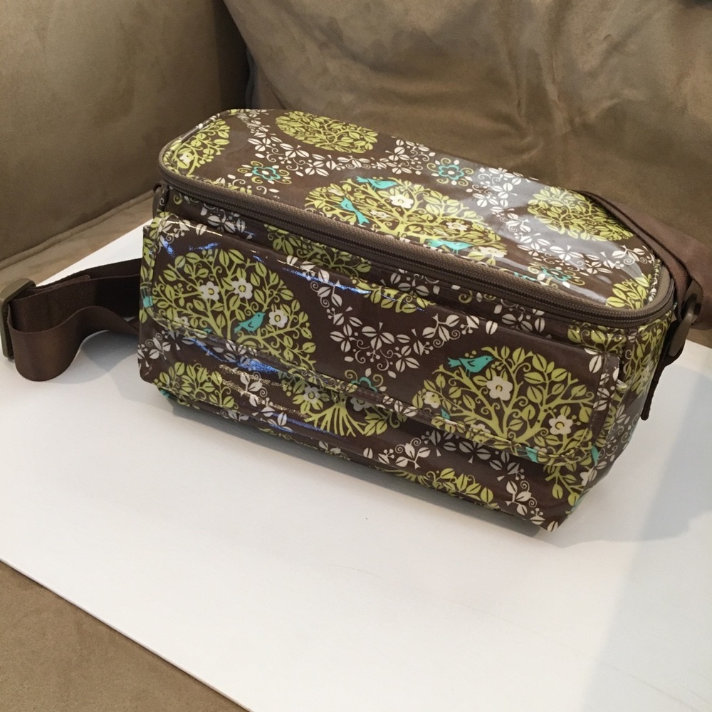 VERA BRADLEY Lunchbox